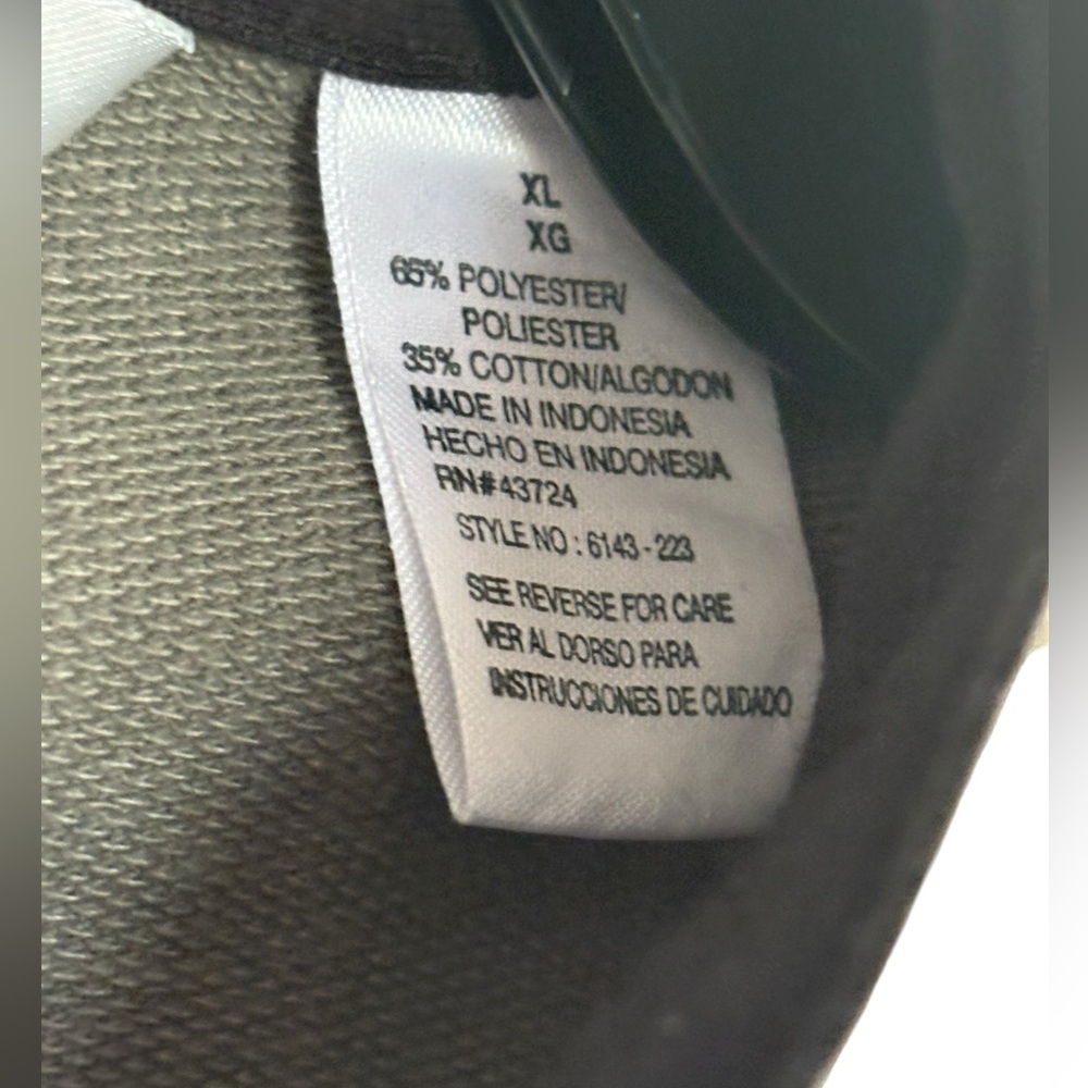 Classic Men's Striped Polo Shirt - Green, Black, and White - Picture 4 of 5